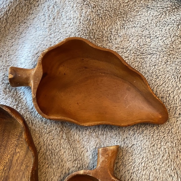 Monkey pod Wood leaf bowl set - Picture 4 of 6